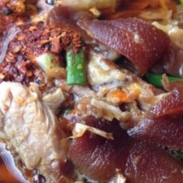 กิ๋นเตี๋ยวบ้านอ้อ