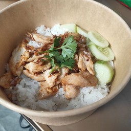 ข้าวไก่กระเทียม