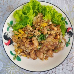 ร้านคั่วไก่คุณยาย เจ้าเก่า - ซอยจันทน์ 39
