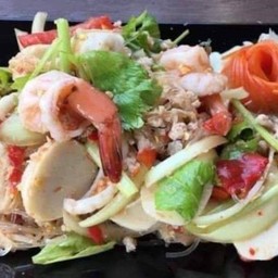 ยำรวมวุ้นเส้น