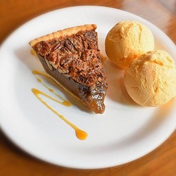 Maple Pecan pie with vanilla ice cream