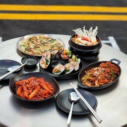 Geonbae คอมเบ ร้านอาหารเกาหลี
