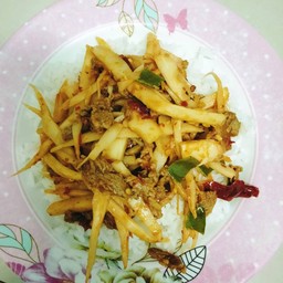 Bamboo Shoot Curry Paste (Topped With Rice)