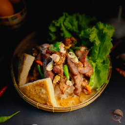 ข้าวหมูทอดลองดูง VS หมูยอทอด