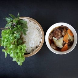 Lucky's - Vietnamese Restaurant Chiang Mai