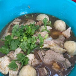 เกาเหลาหมูน้ำตก(พิเศษ)