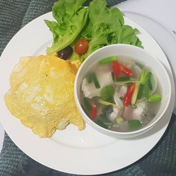 ข้าวไรซ์เบอรี่ไข่เจียว+ต้มยำปลากะพงน้ำใส