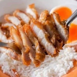 ยำคนเท็จ