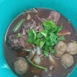 เกาเหลาเนื้อน้ำตก(พิเศษ)