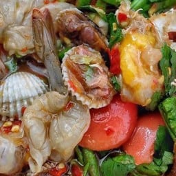 ส้มตำกลางนา