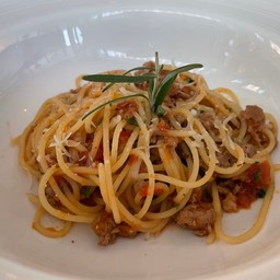 สปาเก็ตตี้โบโลเนส เนื้อ