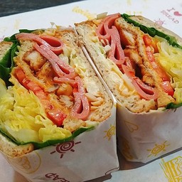แซนวิชอกไก่BBQ โบโลน่า