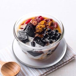 เฉาก๊วยทรงเครื่อง แยกนมสด