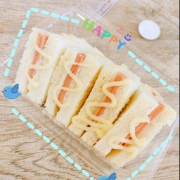 แซนวิชแฮมโบโล่น่าไก่ครีมสด