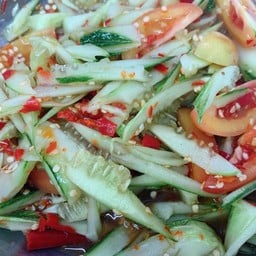 ตำแตงกวา