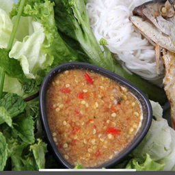 เมี่ยงปลาทูทอด