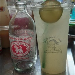 มะนาว โซดา น้ำผึ้ง เย็น