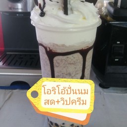 โอริโอ้ปั่นนมสด+วิปครีม