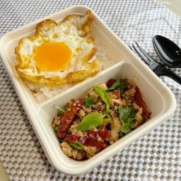 อ้วนตุ้บตั้บกะเพรา ข้าวไข่เจียว เสือใหญ่