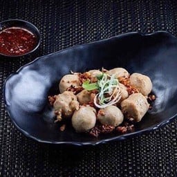 ลูกชิ้นเนื้อ + ลูกชิ้นเอ็น