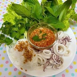 เมี่ยงปลาหมึก