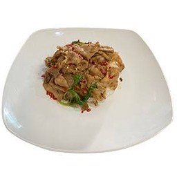 ข้าวกะเพราหมูสไลด์