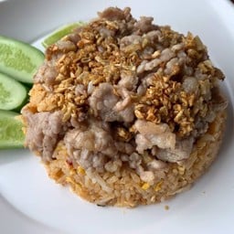 ข้าวผัดต้มยำดาวกระจาย