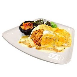 ข้าวผัดกิมจิไข่ข้นหมู