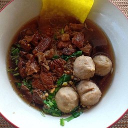 ร้านหมี่เนื้อตุ๋นมุสลิม(คลองลึก)