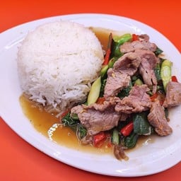 ผัดคะน้าเนื้อ