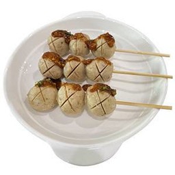 ลูกชิ้นหมูปิ้ง