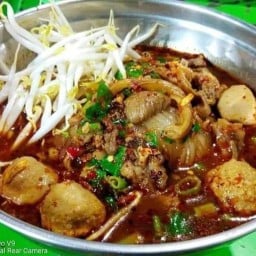 ก๋วยเตี๋ยวเรืออยุธยา อุ๋ยเฟิร์น@อาหารตามสั่ง
