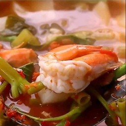 แกงส้มผักรวมกุ้งสด