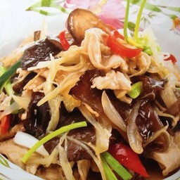 หมูผัดขิงเต้าเจี้ยว