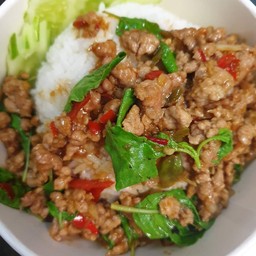 ร้านสามพี่น้องอาหารตามสั่ง