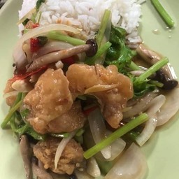 ข้าวปลาผัดคื่นฉ่าย