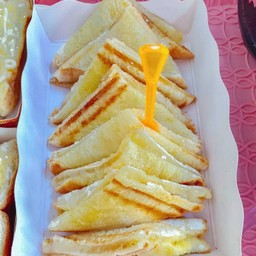 ปังปิ้ง แซนด์วิช (เนย+นม).