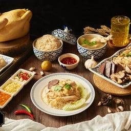 ข้าวมันไก่น้ำจิ้มรสเด็ด