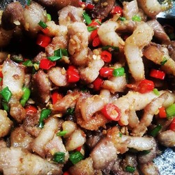 หมูคั่วพริกเกลือ