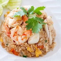 ข้าวผัดทะเล