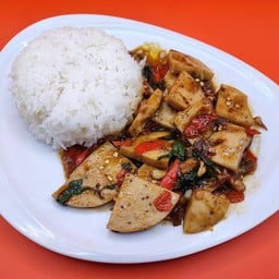 กะเพราหมูยอ