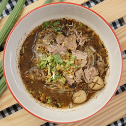 เส้นใหญ่หมูต้มยำ DL