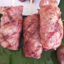 แหนมย่าง