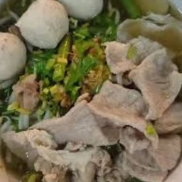 เกาเหลาลูกชิ้นหมูน้ำใส นายฮุย