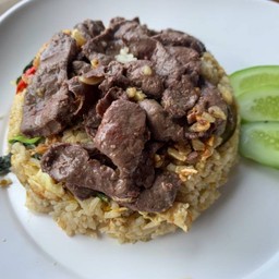 ข้าวผัดเขียวหวานตับกระเทียม