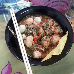 “เจ๊เอ” ก๋วยเตี๋ยวหมูต้มยำสูตรโบราณ