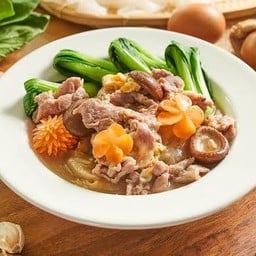 ราดหน้าหมู/ไก่