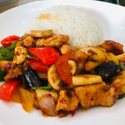 Fried Rice With Cashew Nuts