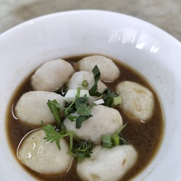 ลูกชิ้นหมูลวก