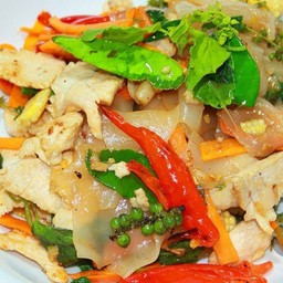 เส้นใหญ่หมูขี้เมา